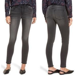 Wit & Wisdom Ab Solution Distressed Black Faded Vintage Wash Skinny Jeans 6